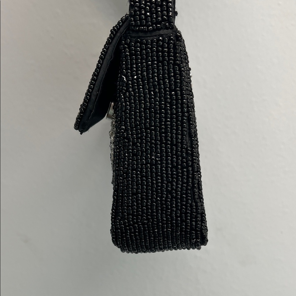 From India To You | Beaded Silver Bow Shoulder Bag - Picture 8 of 10